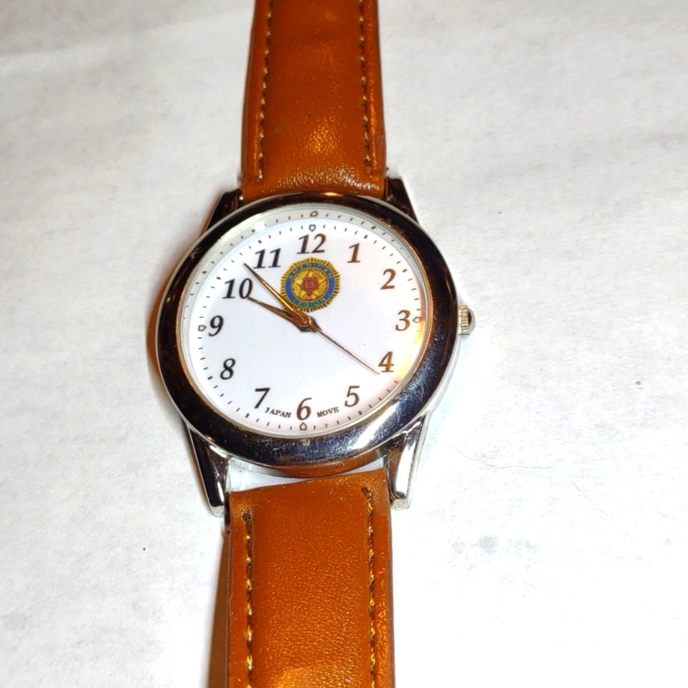 Beautiful collectible American legion brown leather vintage watch